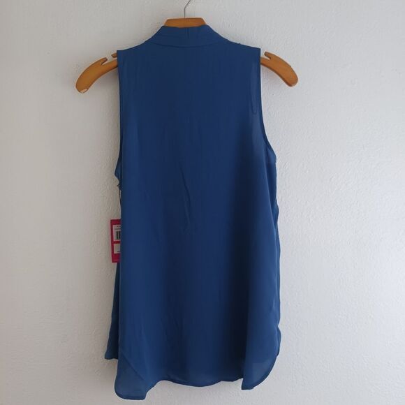 Vince Camuto Blue Solid Sleeveless Hi-Lo Blouse XS - Picture 4 of 6
